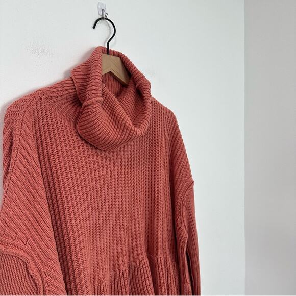 Free People Layer Cake Sweater Knit Turtleneck Pink size Small - Picture 4 of 8
